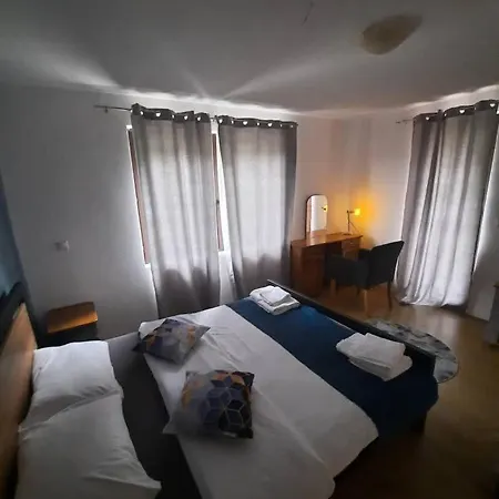 Pansion Silver Pensión Srebrenica